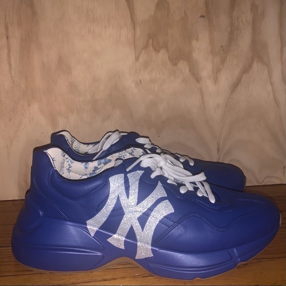Gucci Other - Gucci men’s US size 9(8.5)